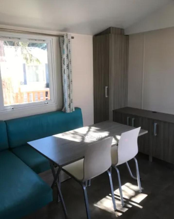 Mobile Home Tout Confort Climatise 4 A 6 Personnes Camping Les Salins De La Gardiole Ancien Camping De L'Europe A Vic La Gardiole Экстерьер фото